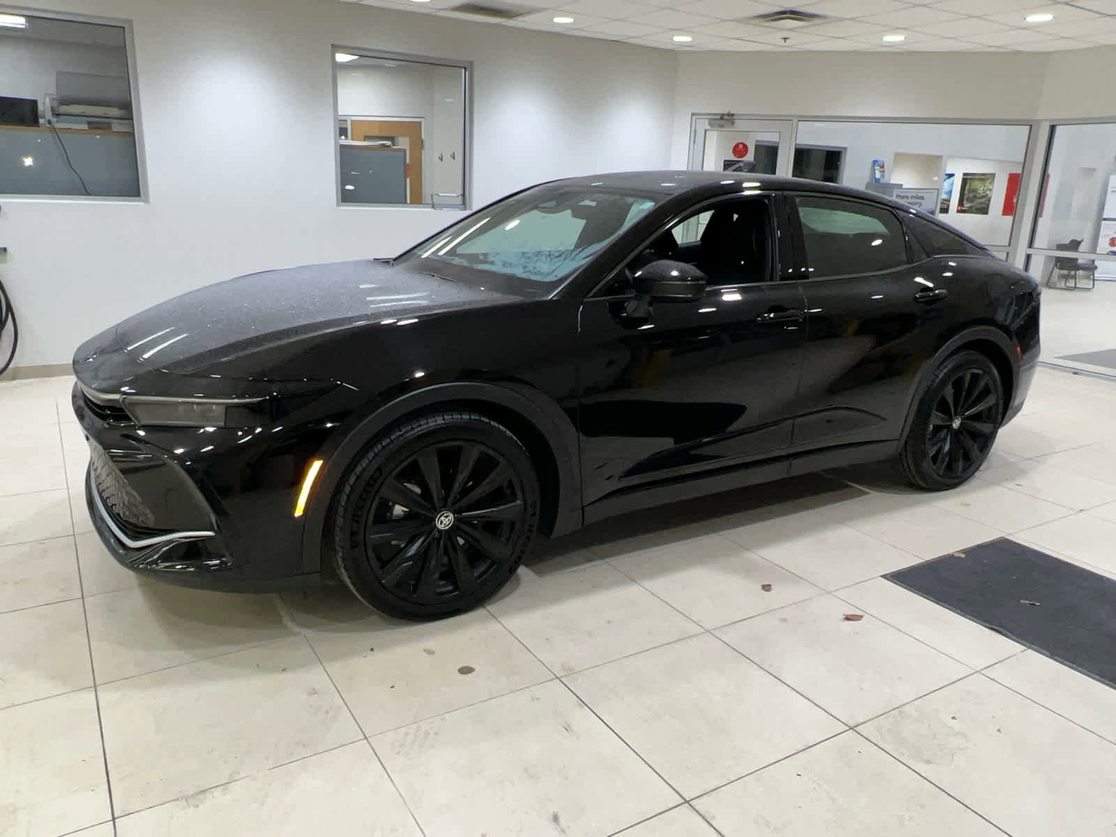 Used 2026 Toyota Crown Nightshade image 6