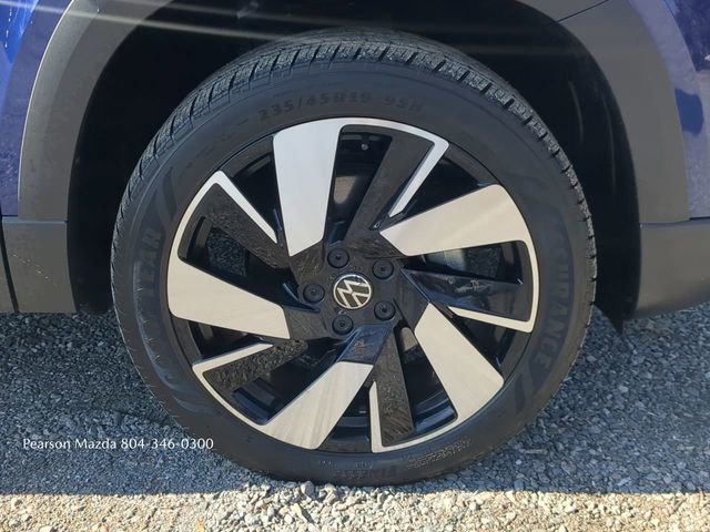 Used 2023 Volkswagen Taos SEL image 10