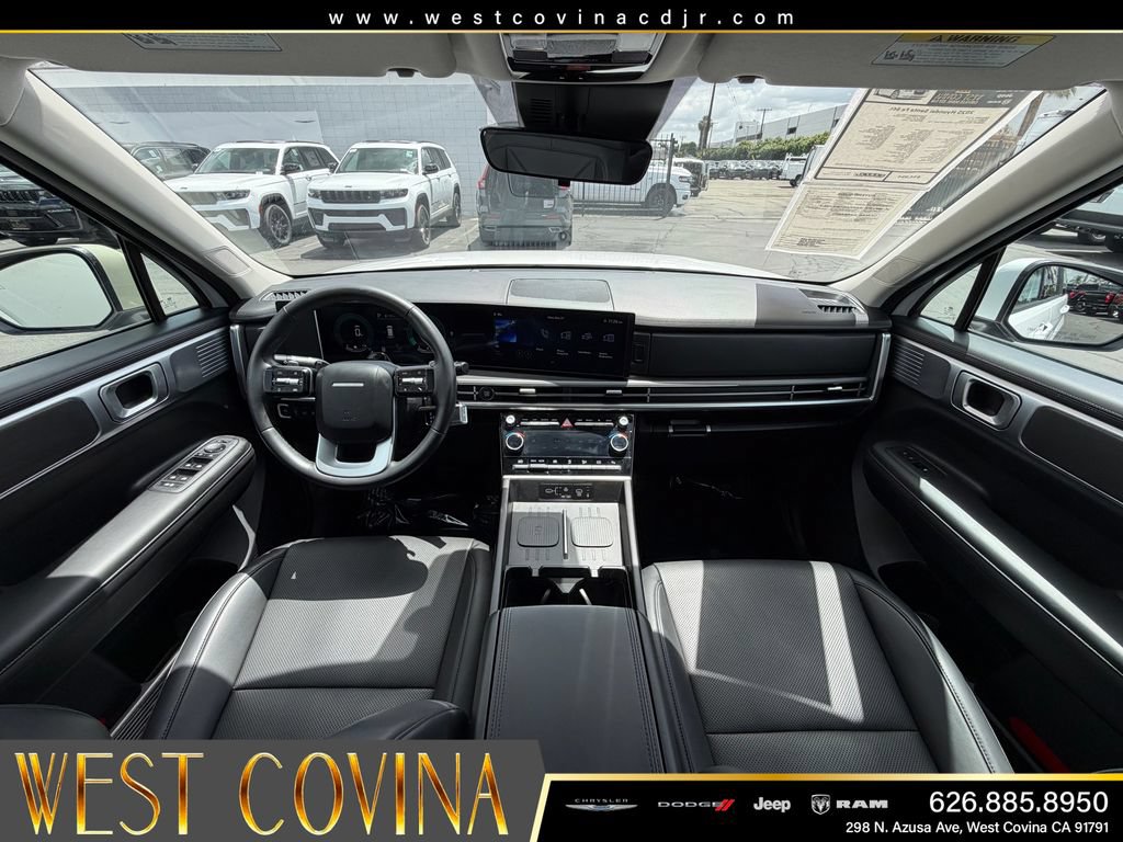 Used 2025 Hyundai Santa Fe SEL AWD/4WD image 39