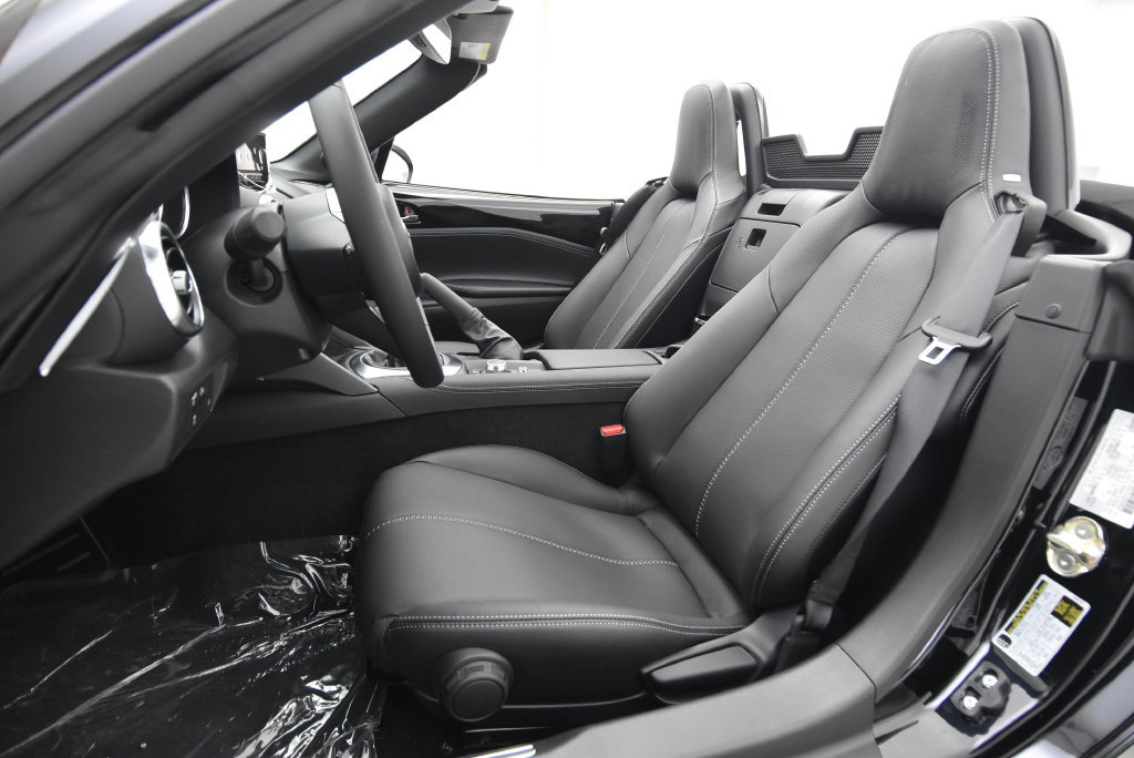 New 2026 MAZDA MX-5 Miata Grand Touring w/ Weather Package RWD image 25