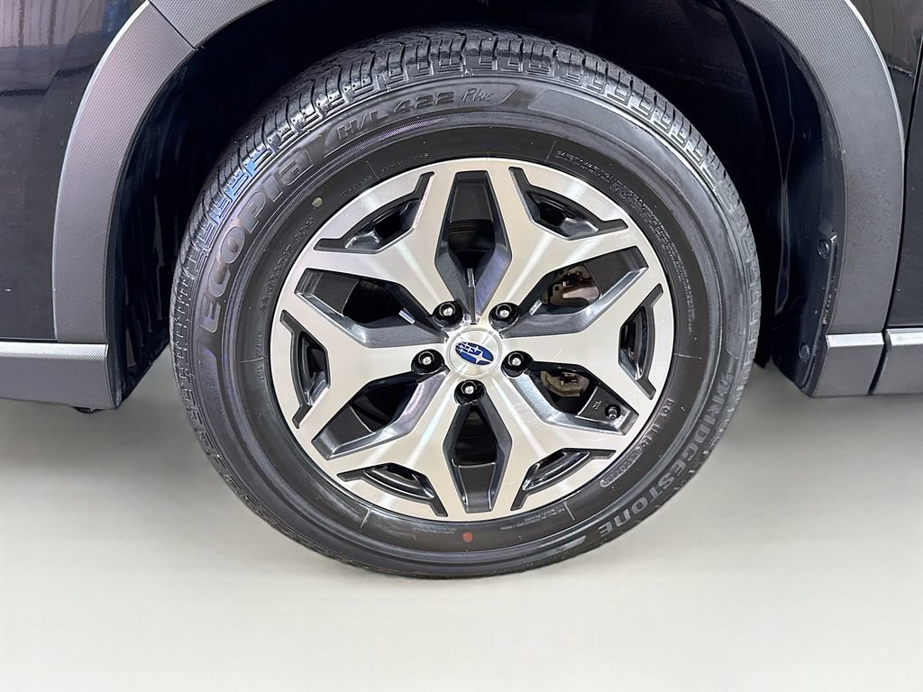 Used 2023 Subaru Forester Premium AWD/4WD image 39