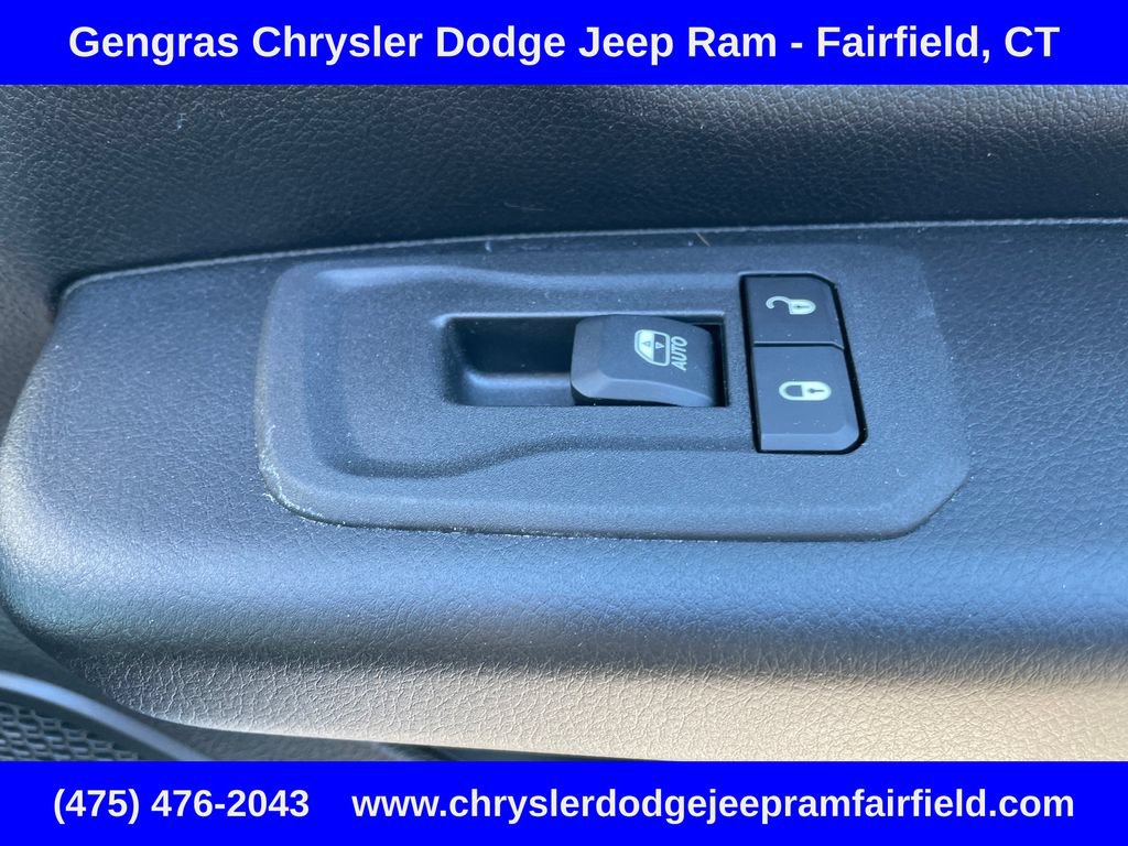 Certified 2025 RAM 1500 Big Horn AWD/4WD image 14