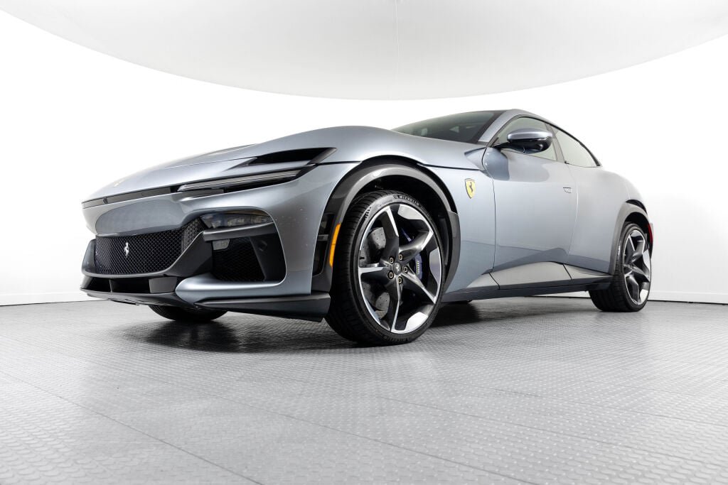 Certified 2025 Ferrari Purosangue AWD/4WD image 19