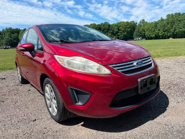 Used 2013 Ford Fiesta SE FWD image 6