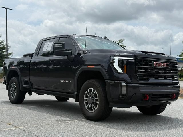 Used 2024 GMC Sierra 2500 AT4 w/ Technology Package AWD/4WD image 9