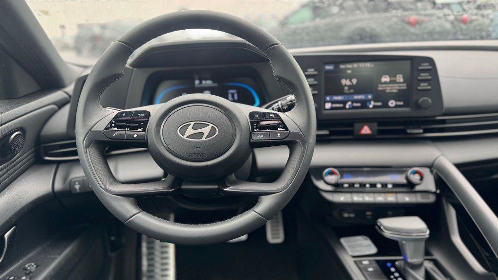 New 2026 Hyundai Elantra SEL Sport Premium FWD image 13