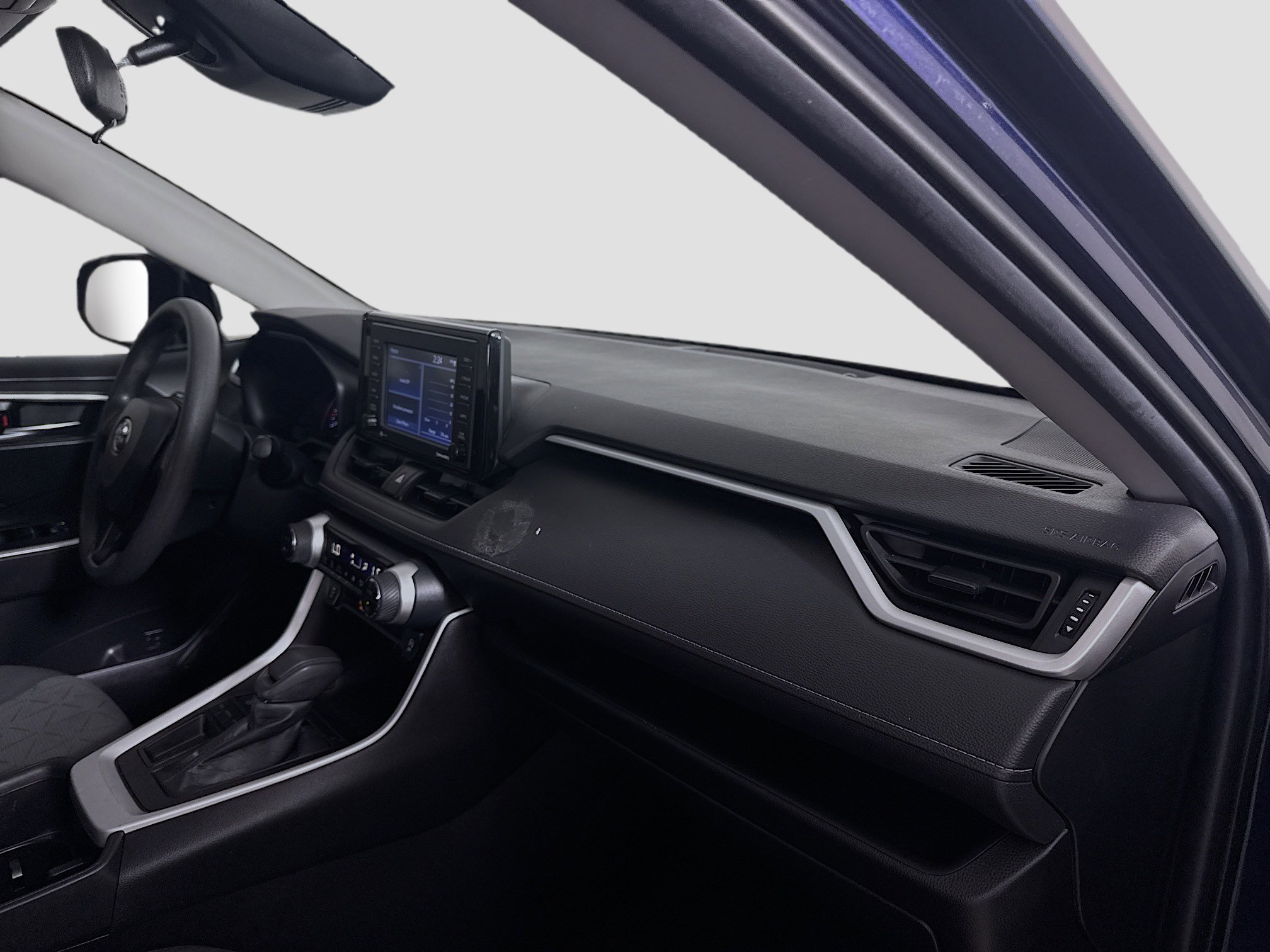 Used 2022 Toyota RAV4 XLE w/ Convenience Package image 30