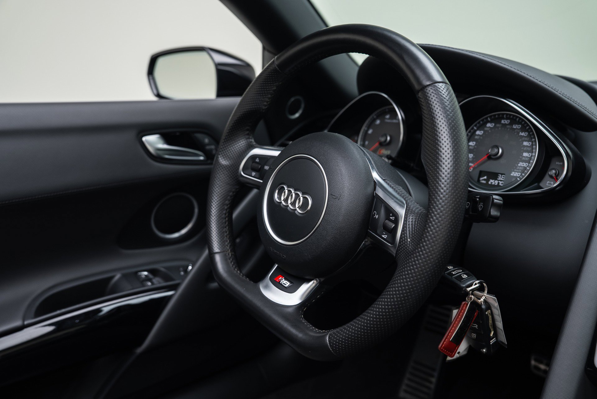 Used 2014 Audi R8 V8 image 36