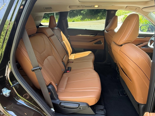 Used 2025 INFINITI QX60 Sensory w/ Vision Package AWD/4WD image 25