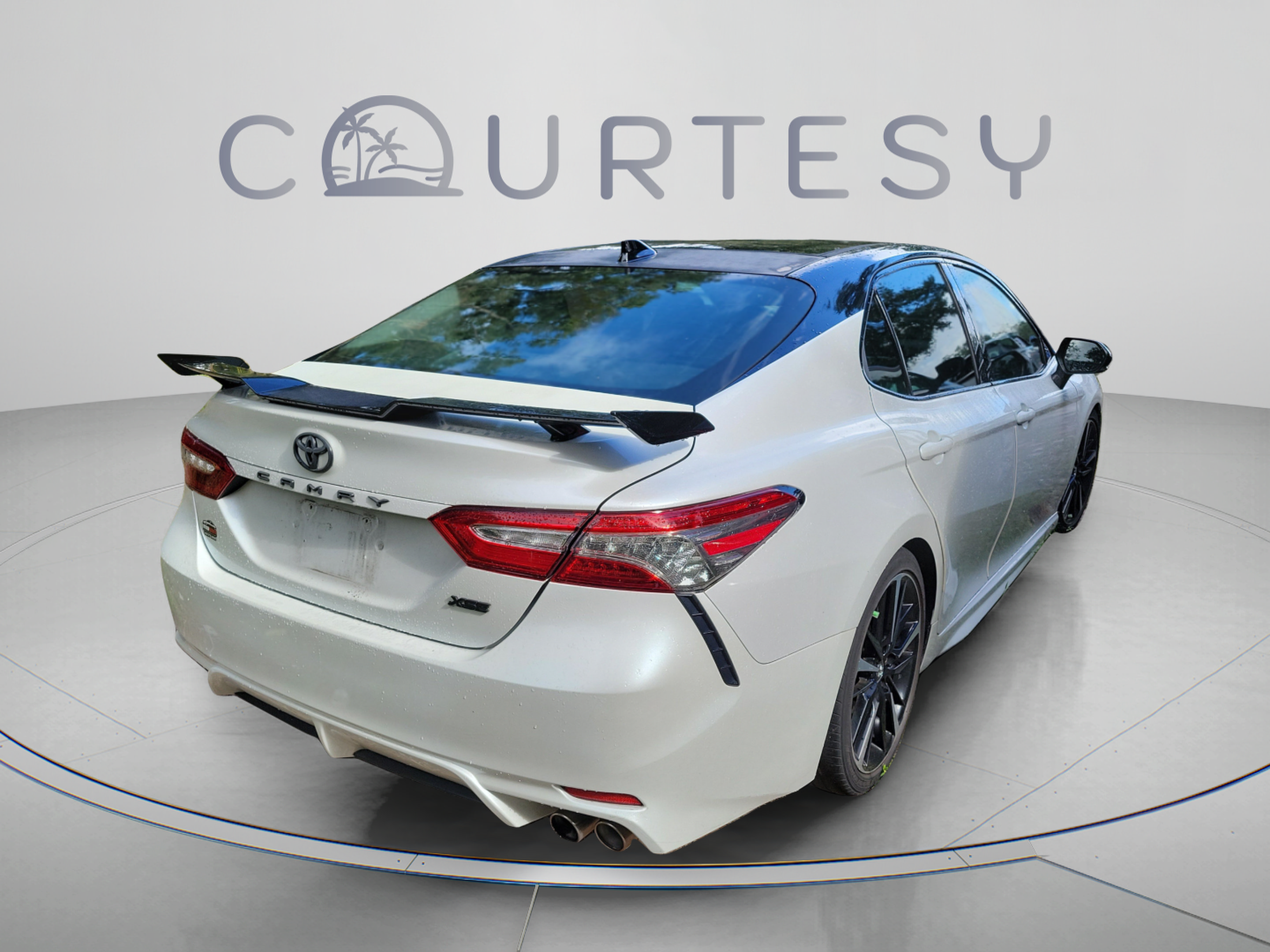 Used 2019 Toyota Camry XSE FWD image 21