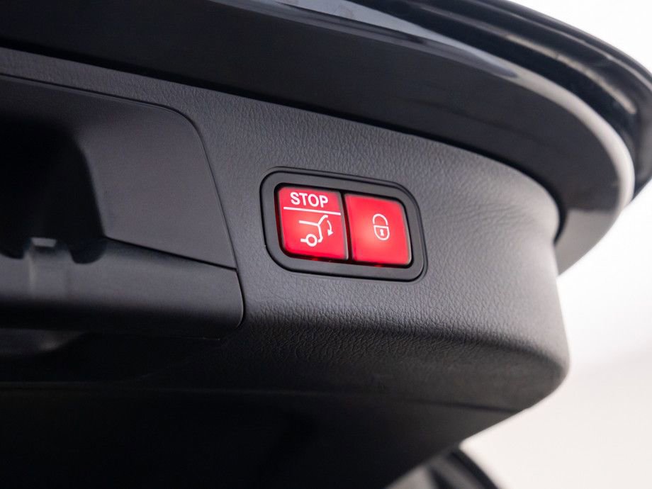 Certified 2023 Mercedes-Benz GLA 45 AMG 4MATIC image 28