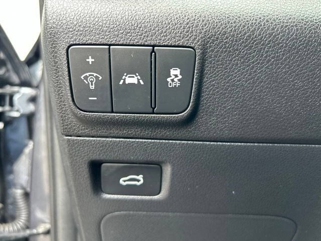 Used 2024 Kia K5 LXS FWD image 19