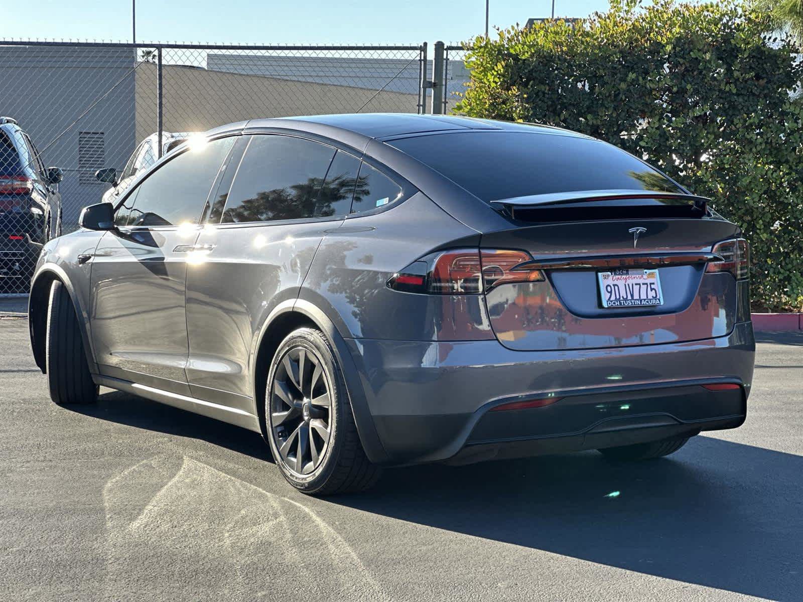 Used 2022 Tesla Model X image 4