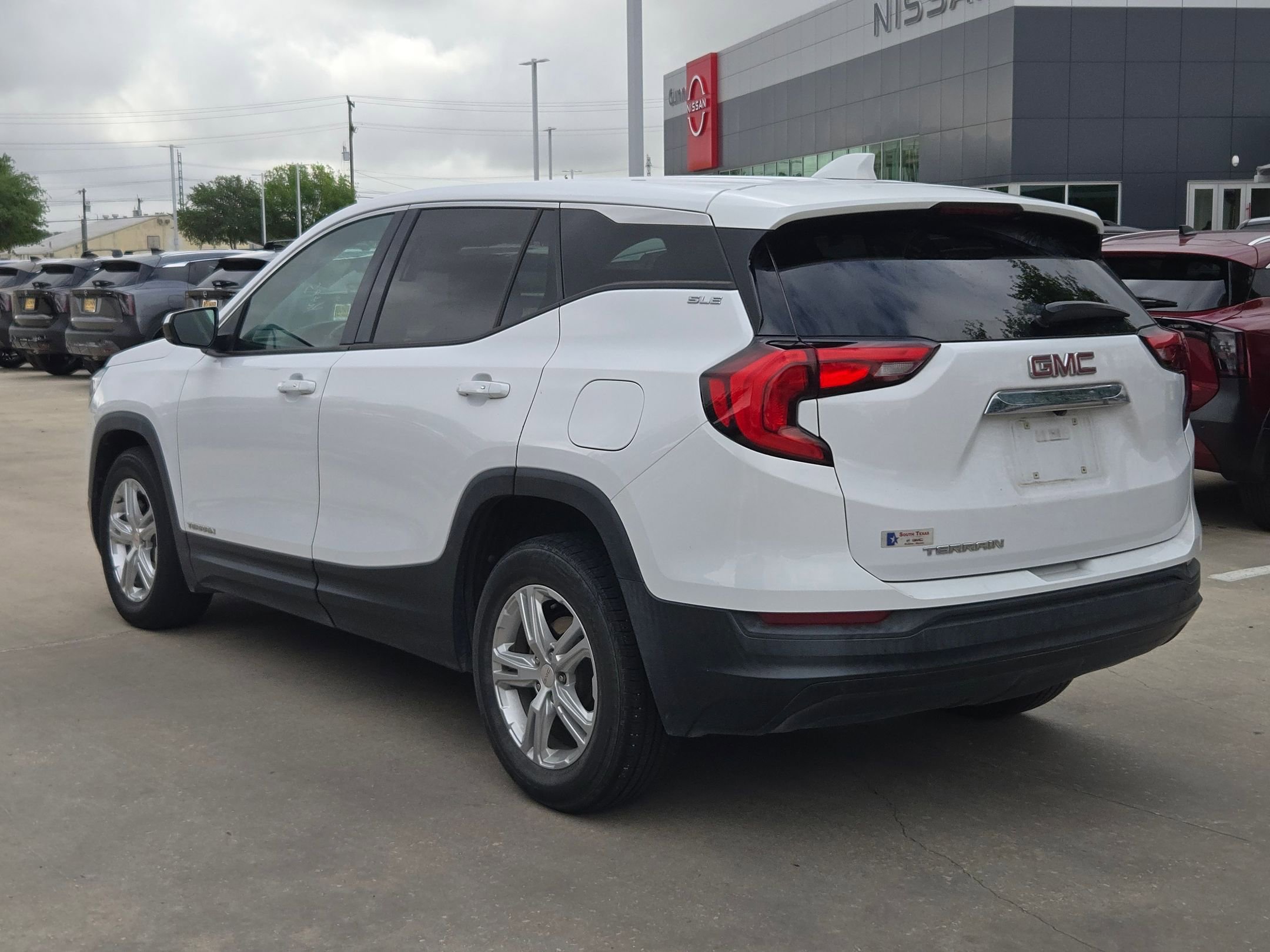 Used 2020 GMC Terrain SLE image 5