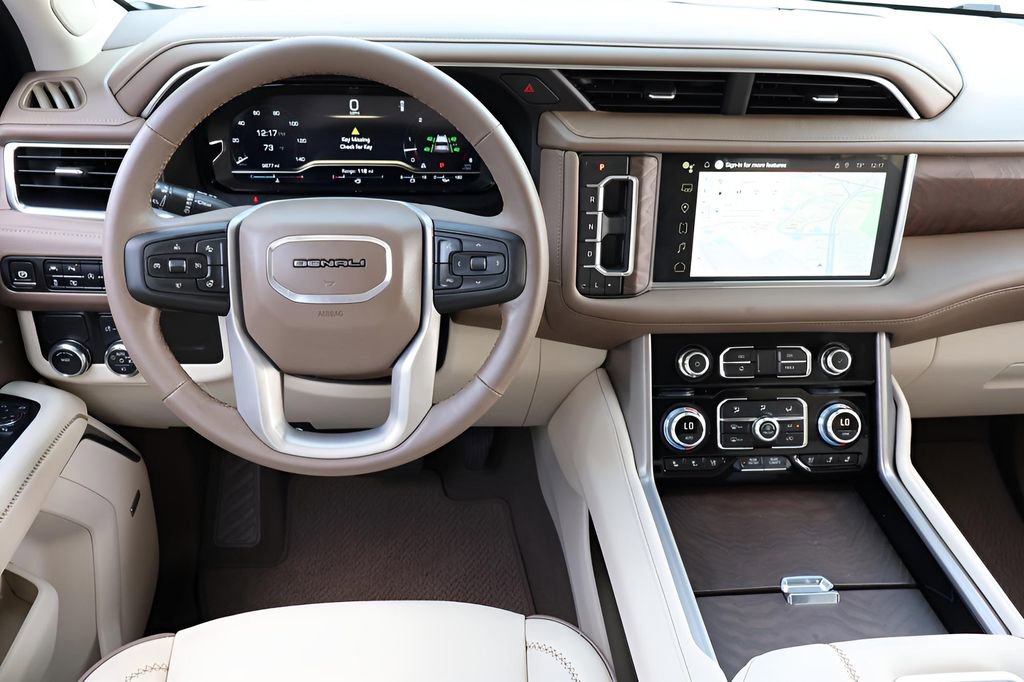 Used 2024 GMC Yukon XL Denali image 16