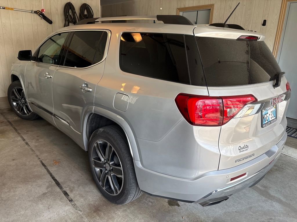 Used 2018 GMC Acadia Denali w/ LPO, Floor Liner Package image 1