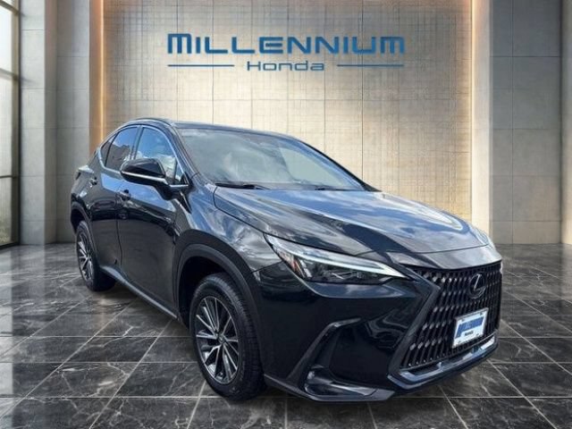 Used 2023 Lexus NX 350 AWD image 2