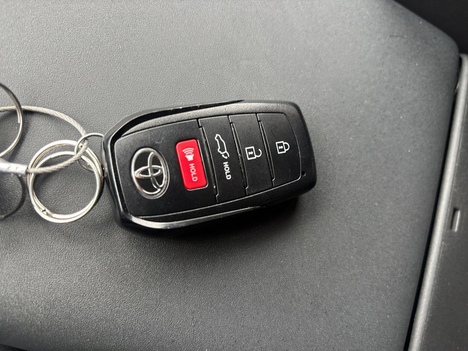 Used 2026 Toyota RAV4 XLE Premium AWD/4WD image 20