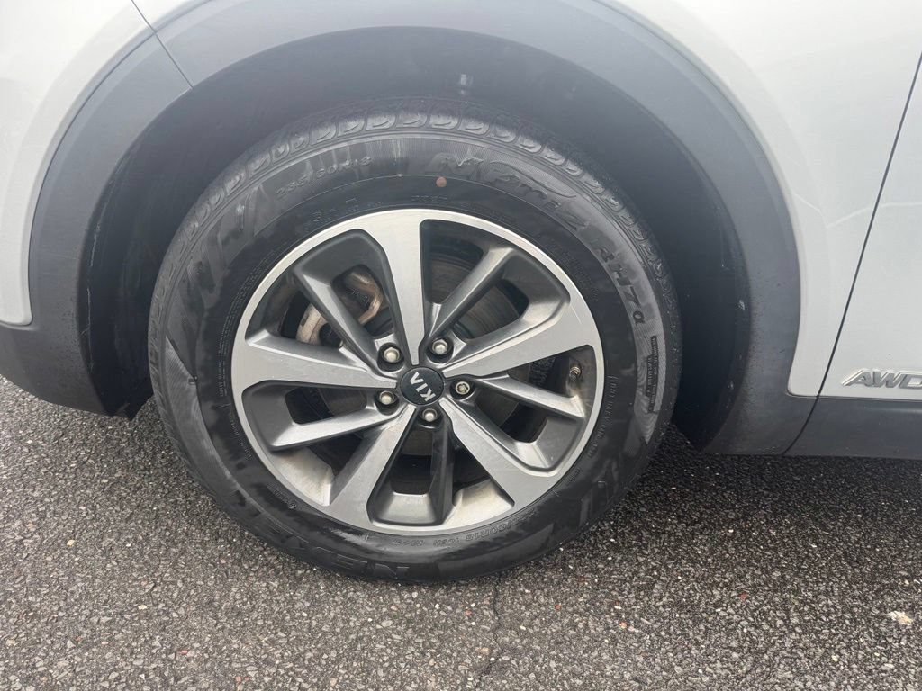 Used 2019 Kia Sorento EX AWD/4WD image 13