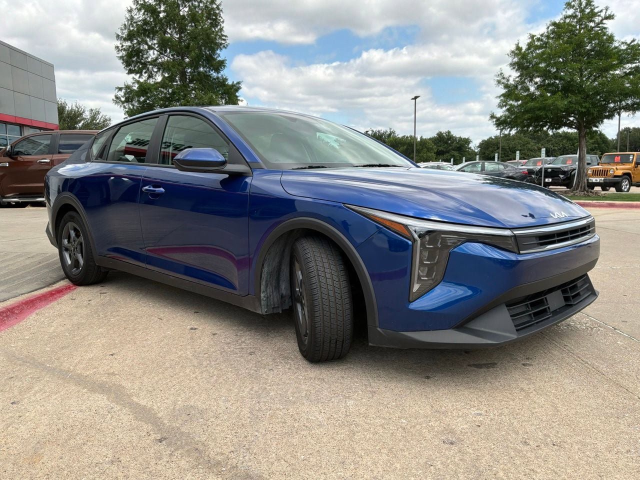 Used 2025 Kia K4 FWD image 4