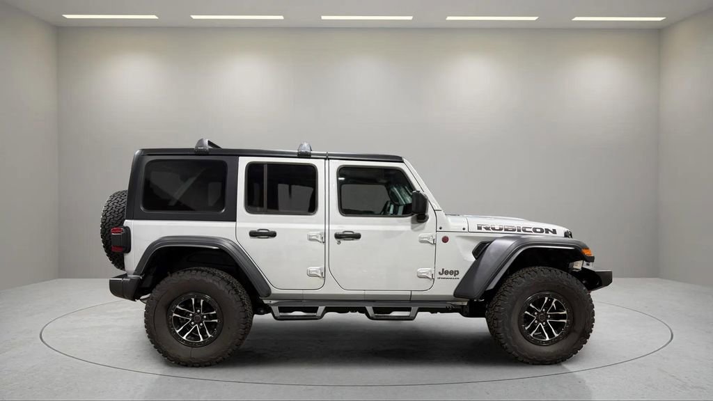 Used 2024 Jeep Wrangler Unlimited Rubicon w/ XTREMEE 35" Tire Package AWD/4WD image 2