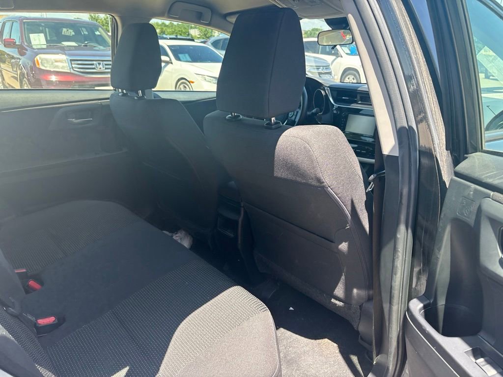 Used 2017 Toyota Corolla iM w/ Carpet Mat Package FWD image 27