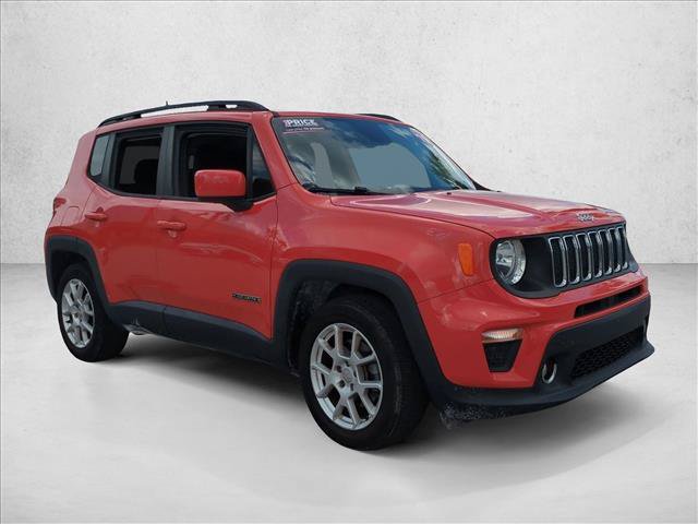 Used 2019 Jeep Renegade Latitude FWD image 3