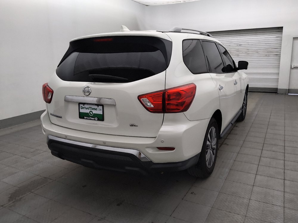 Used 2020 Nissan Pathfinder SL FWD image 9