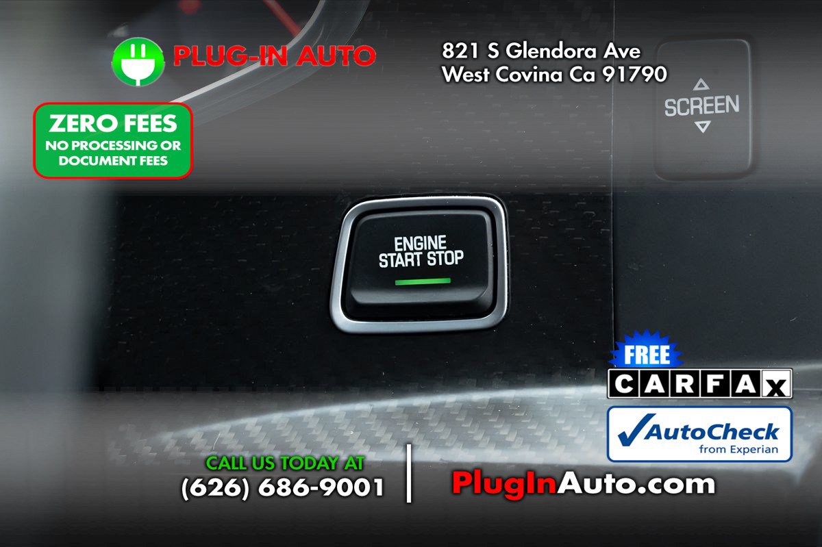 Used 2014 Chevrolet Corvette Stingray Coupe w/ 3LT Preferred Equipment Group RWD image 20