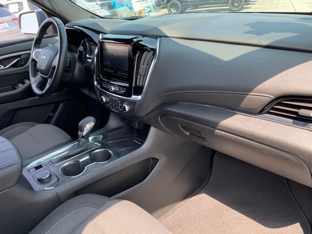 Used 2023 Chevrolet Traverse LT FWD image 22
