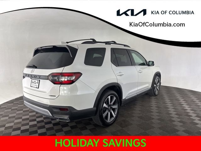 Used 2025 Honda Pilot Touring image 8