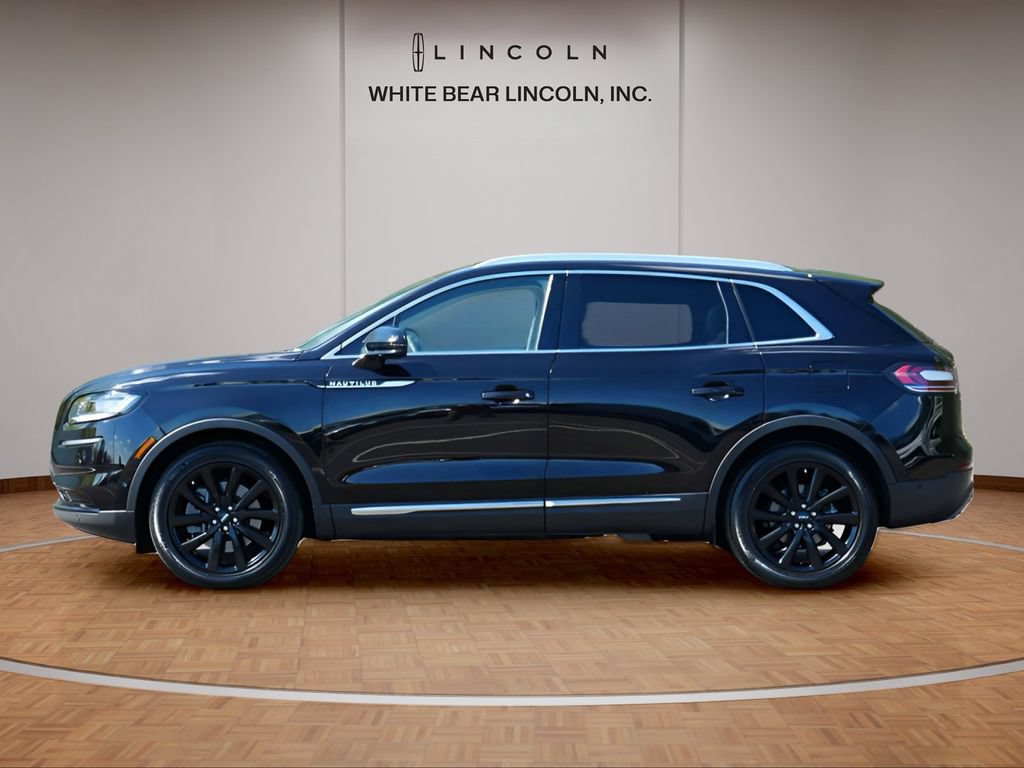 Used 2023 Lincoln Nautilus Reserve w/ Equipment Group 201A FWD image 8
