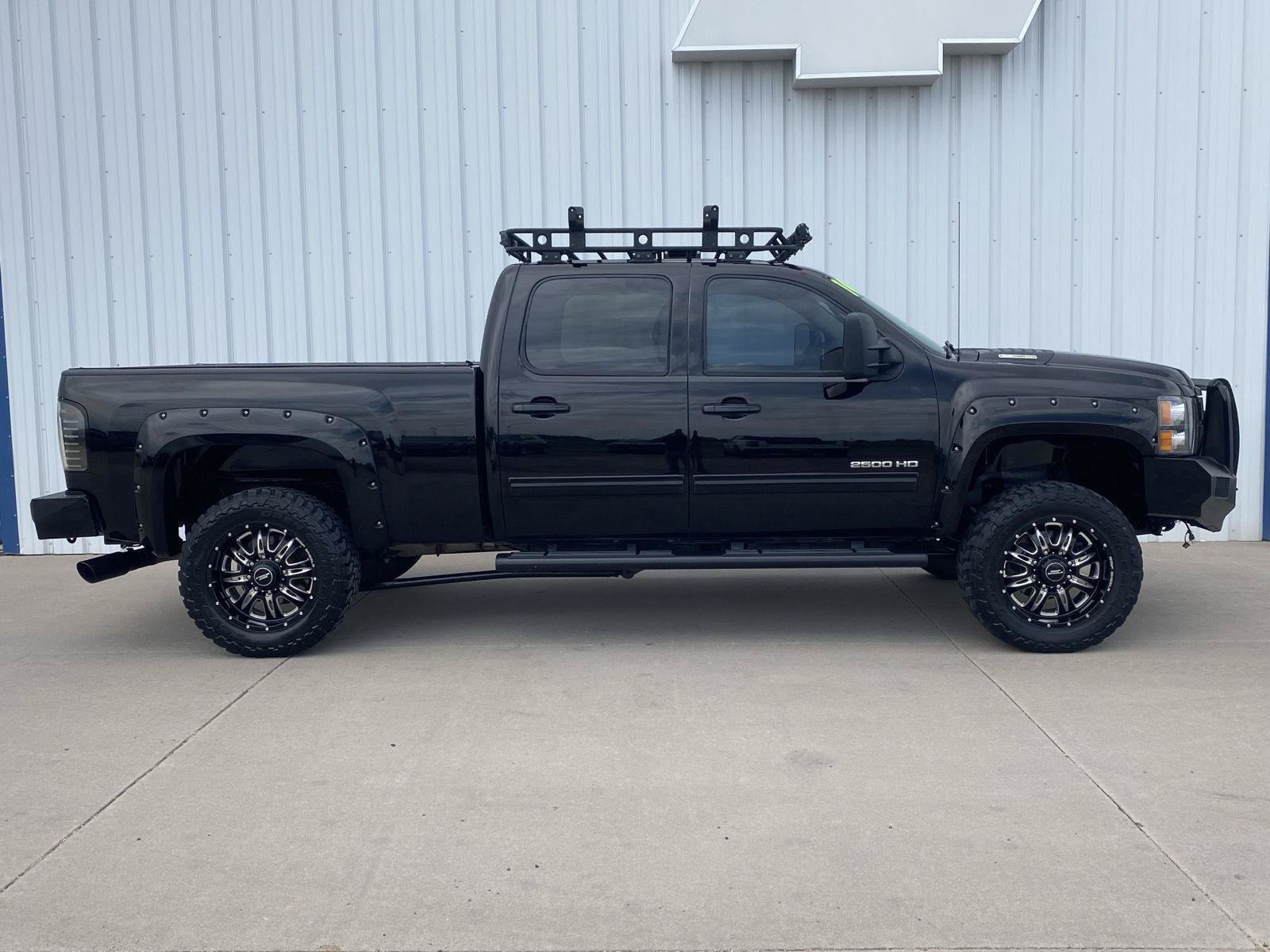 Used 2014 Chevrolet Silverado 2500 LTZ w/ LTZ Plus Package AWD/4WD image 4