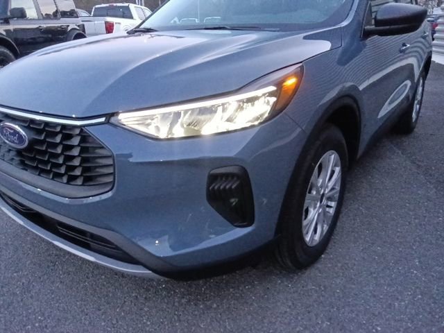 New 2026 Ford Escape Active w/ Tech Pack #1 image 9