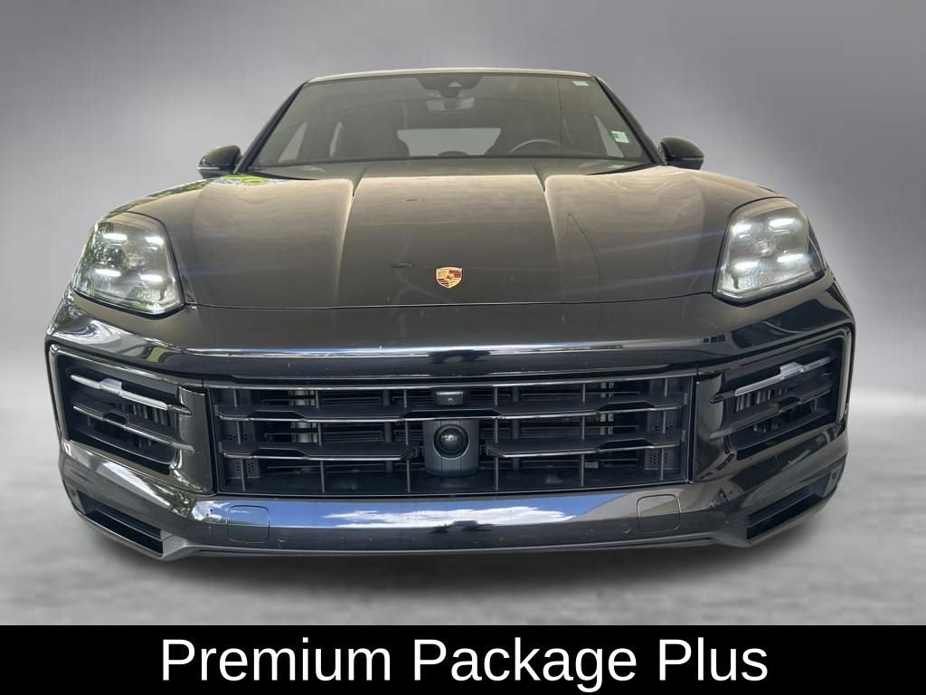 Used 2024 Porsche Cayenne Coupe w/ Premium Package Plus AWD/4WD image 15