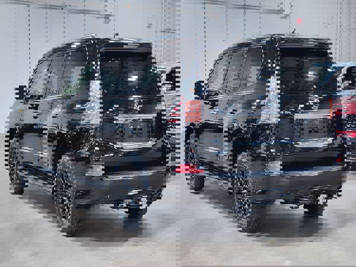 Used 2015 Lexus GX 460 w/ Premium Package image 11