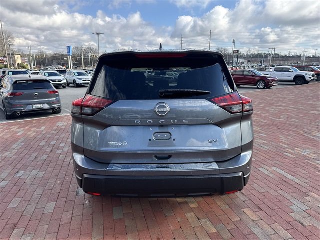 Used 2024 Nissan Rogue SV w/ SV Premium Package image 13