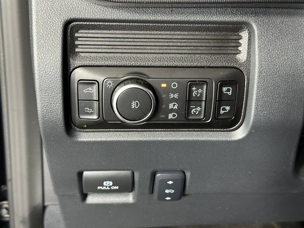 Used 2026 Ford F250 Platinum AWD/4WD image 27