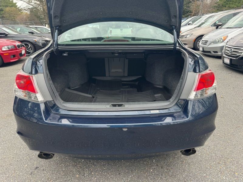 Used 2010 Honda Accord EX-L image 18