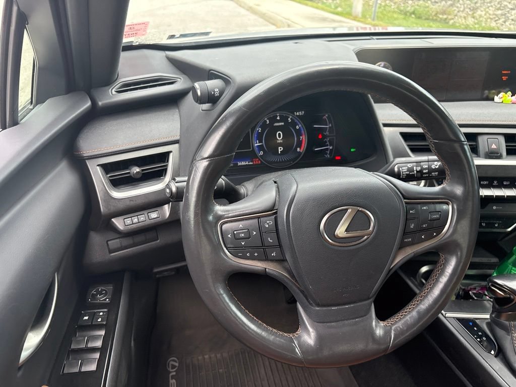 Used 2021 Lexus UX 200 w/ Premium Package FWD image 26