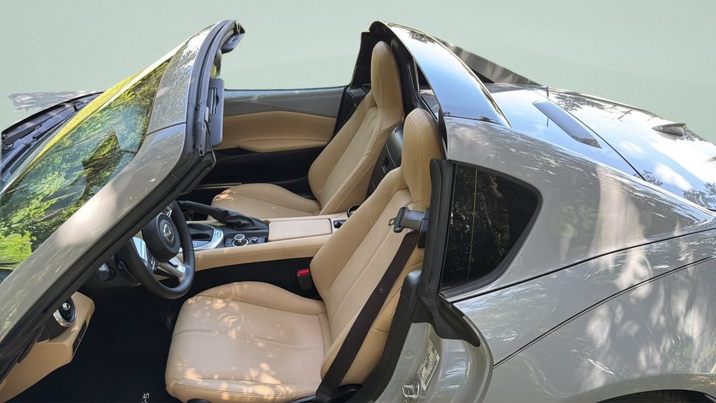Used 2024 MAZDA MX-5 Miata RF Grand Touring w/ Weather Package RWD image 21