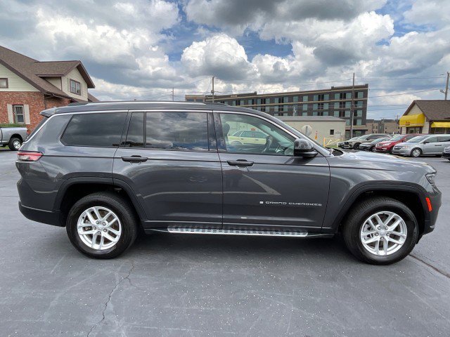 Used 2022 Jeep Grand Cherokee L Laredo w/ Luxury Tech Group I image 8