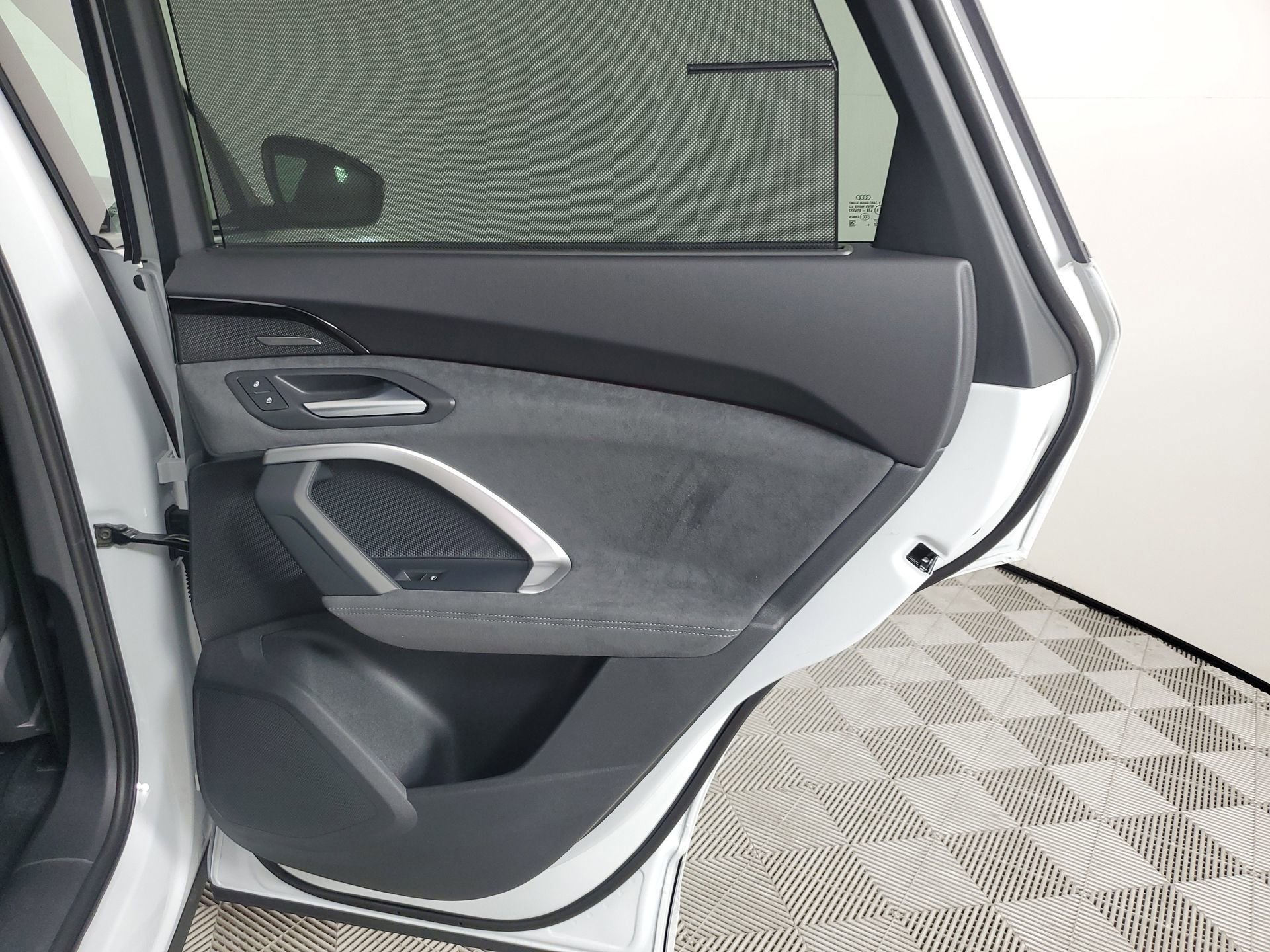 New 2025 Audi SQ5 Premium Plus image 24