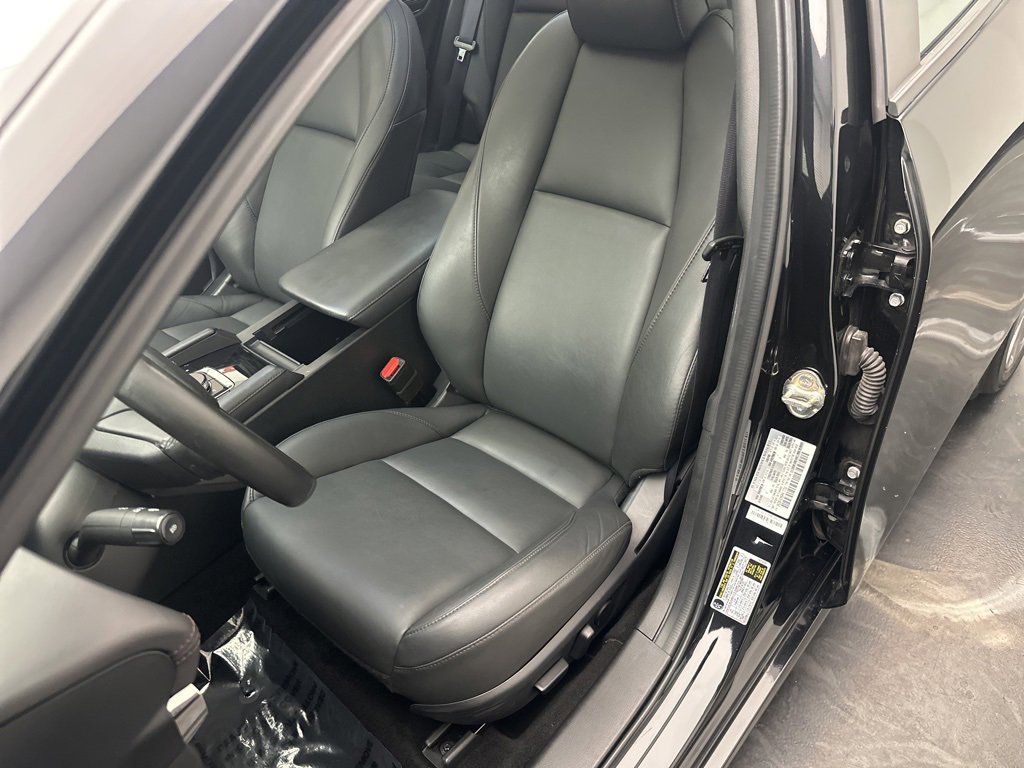 Used 2024 MAZDA MAZDA3 s image 15
