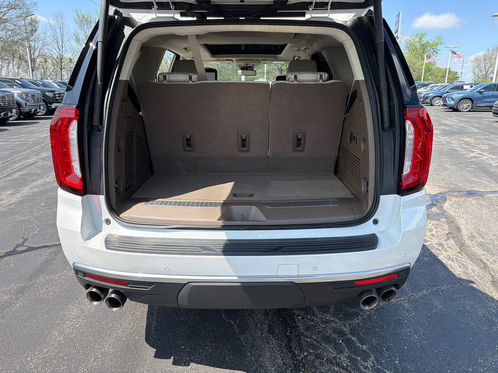 Used 2023 GMC Yukon Denali image 8