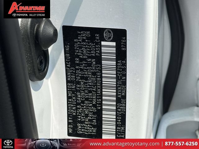 Used 2024 Toyota Camry SE w/ Cold Weather Package FWD image 22