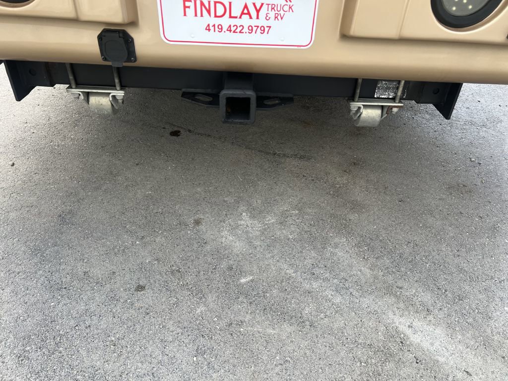 Used 2017 Ford E-450 and Econoline 450 Super Duty w/ Motorhome Prep Package image 52