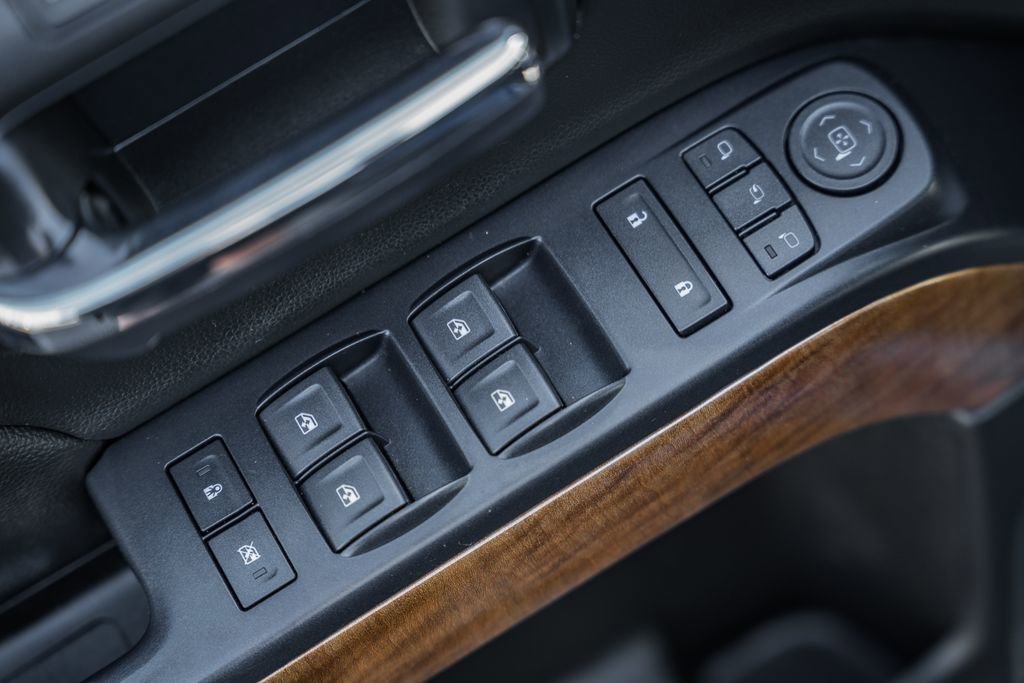 Used 2019 Chevrolet Silverado 3500 LTZ w/ Duramax Plus Package image 40