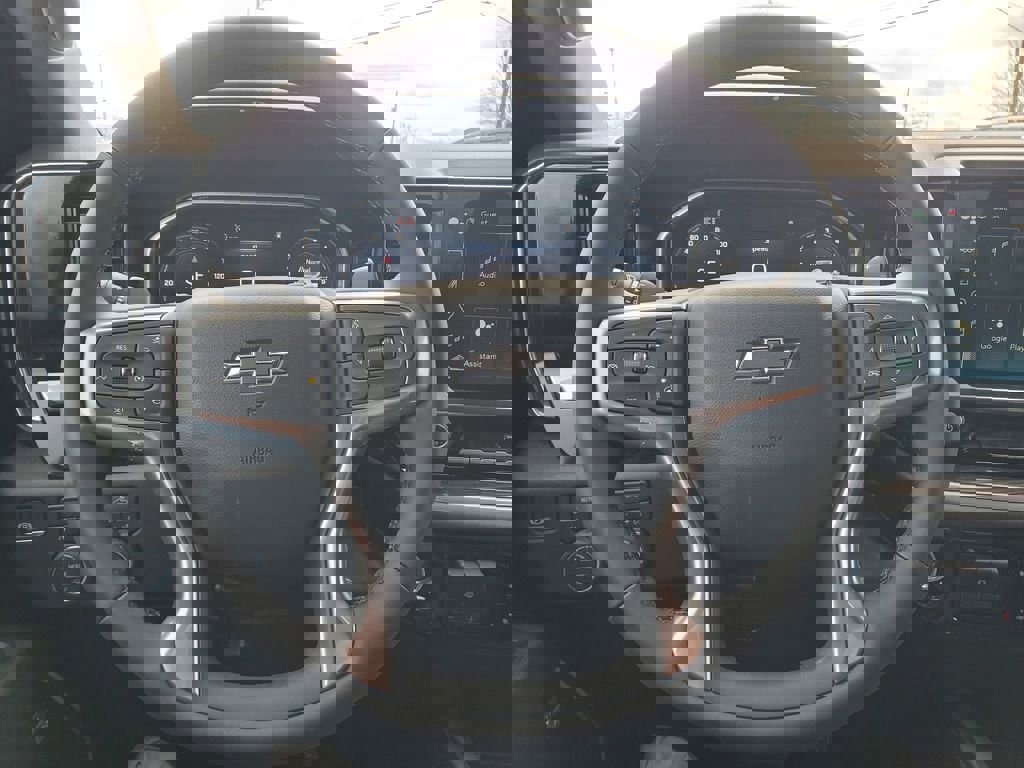 New 2026 Chevrolet Silverado 1500 RST w/ Rally Edition AWD/4WD image 15