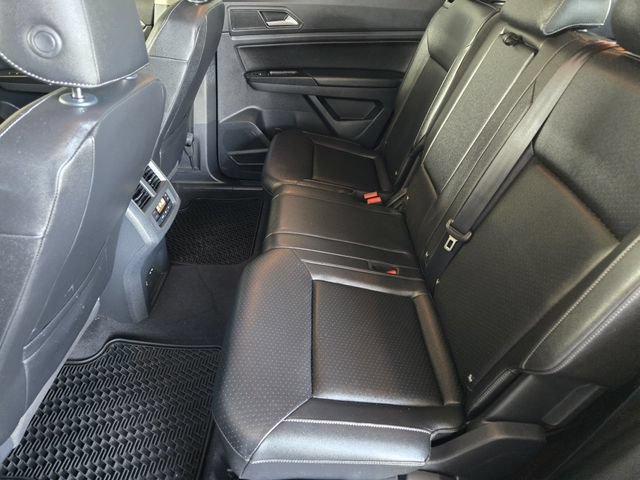 Used 2020 Volkswagen Atlas SE w/ Panoramic Sunroof Package FWD image 32